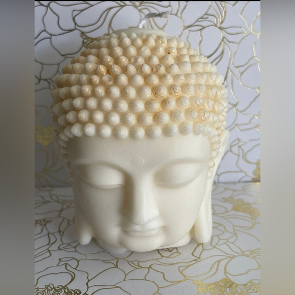Buddha pillar candle